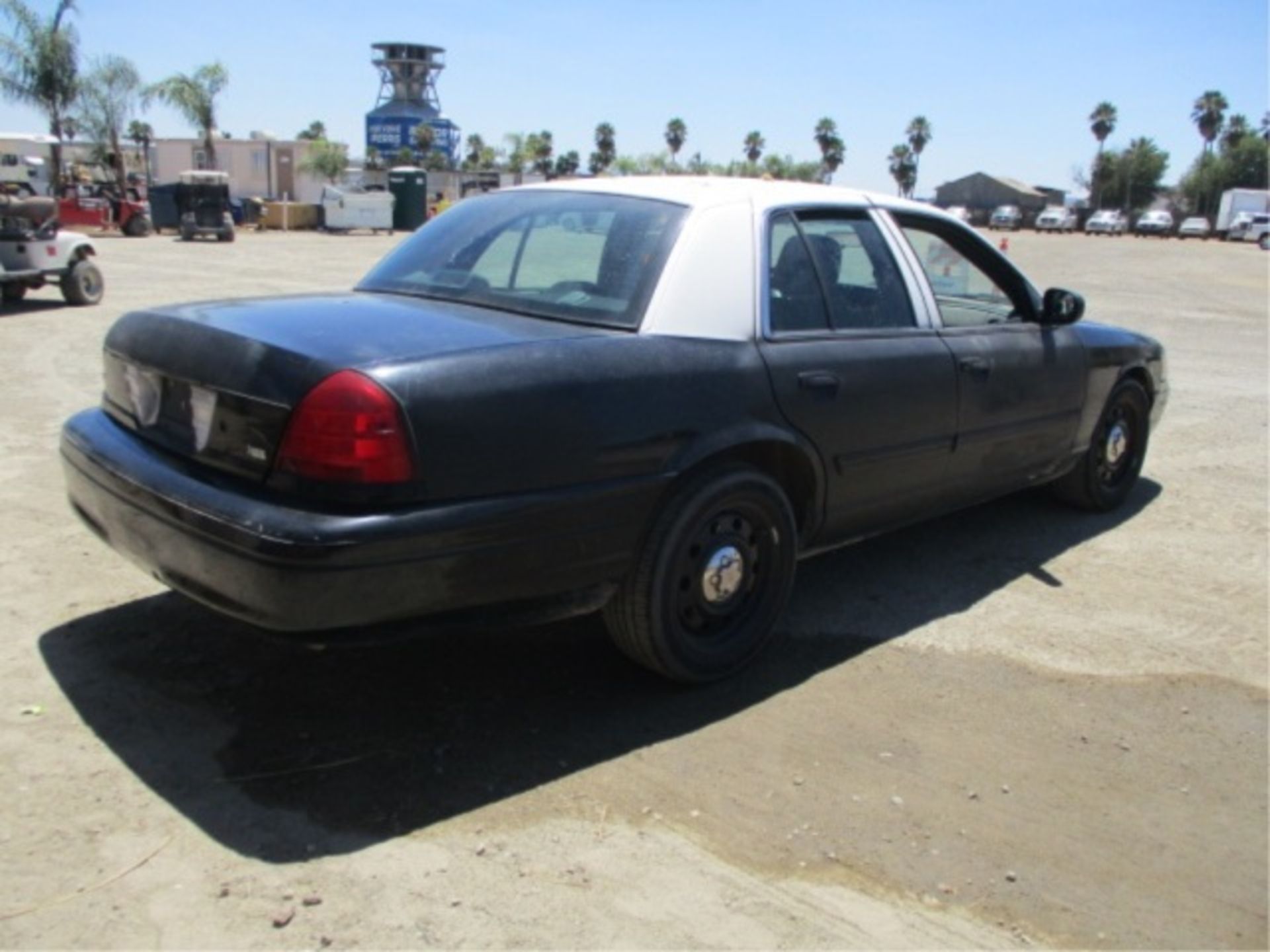 2010 Ford Crown Victoria Sedan, 4.6L V8 Flex Fuel, Automatic, S/N: 2FABP7BV4AX116882, **NOTE: DEALER - Image 7 of 33