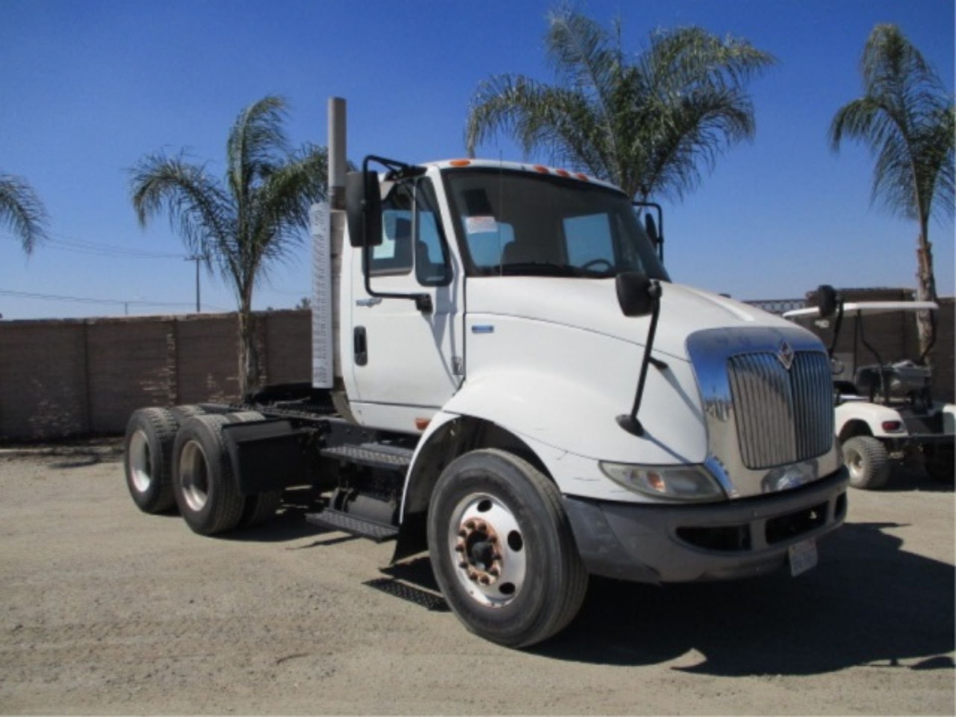 2009 International 8600 T/A Truck Tractor, 10.9L 6-Cyl Diesel, Eaton Fuller 10-Speed, Sliding 5th - Image 7 of 56