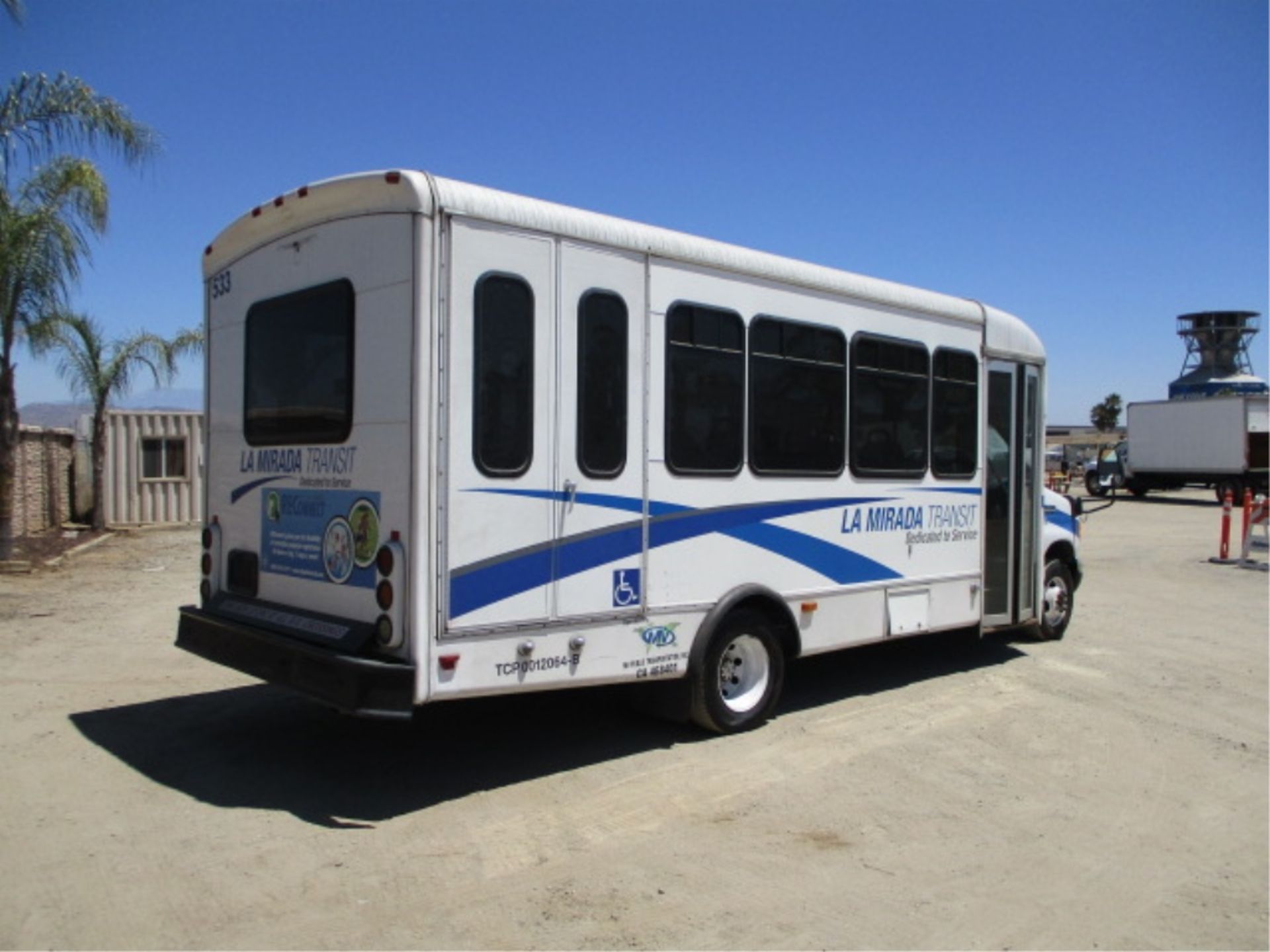 2007 Ford E450 Passenger Bus, 6.8L Gas, Automatic, 16-Passenger, Wheel Chair Lift, S/N: - Image 3 of 13