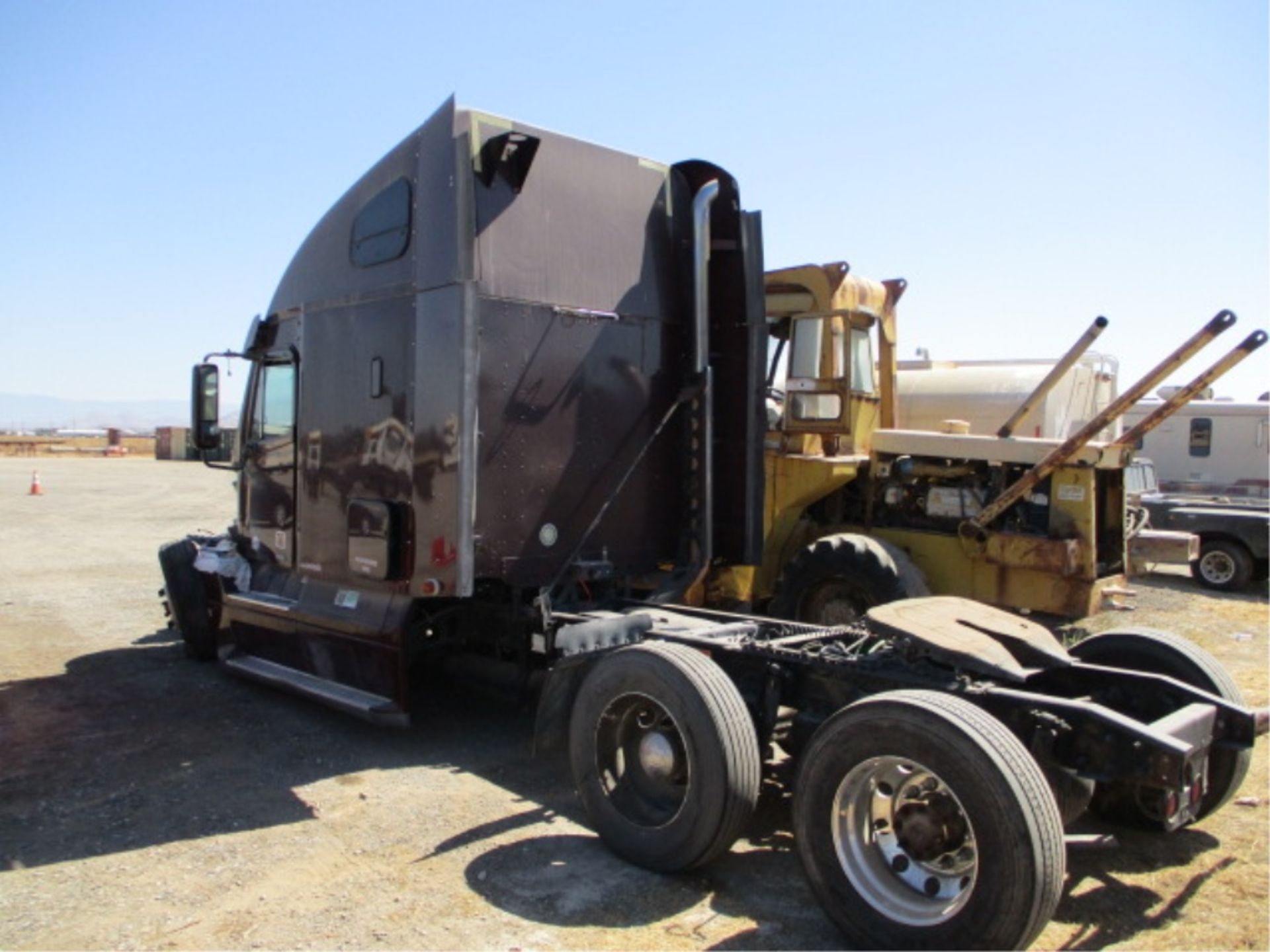 2010 Freightliner Century Class T/A Truck Tractor, No Motor, No Transmission, 60" Sleeper, Air Ride, - Image 12 of 36