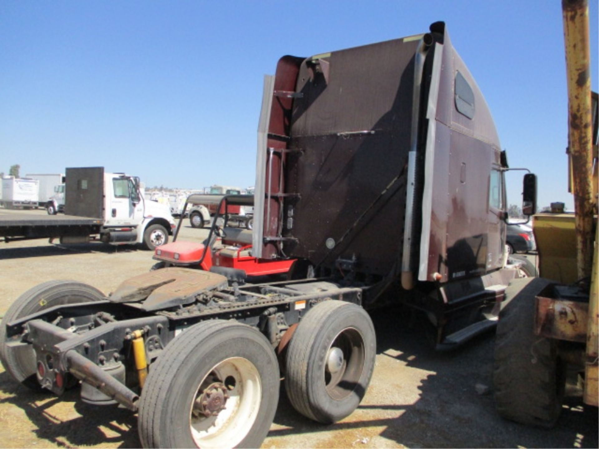 2010 Freightliner Century Class T/A Truck Tractor, No Motor, No Transmission, 60" Sleeper, Air Ride, - Image 9 of 36