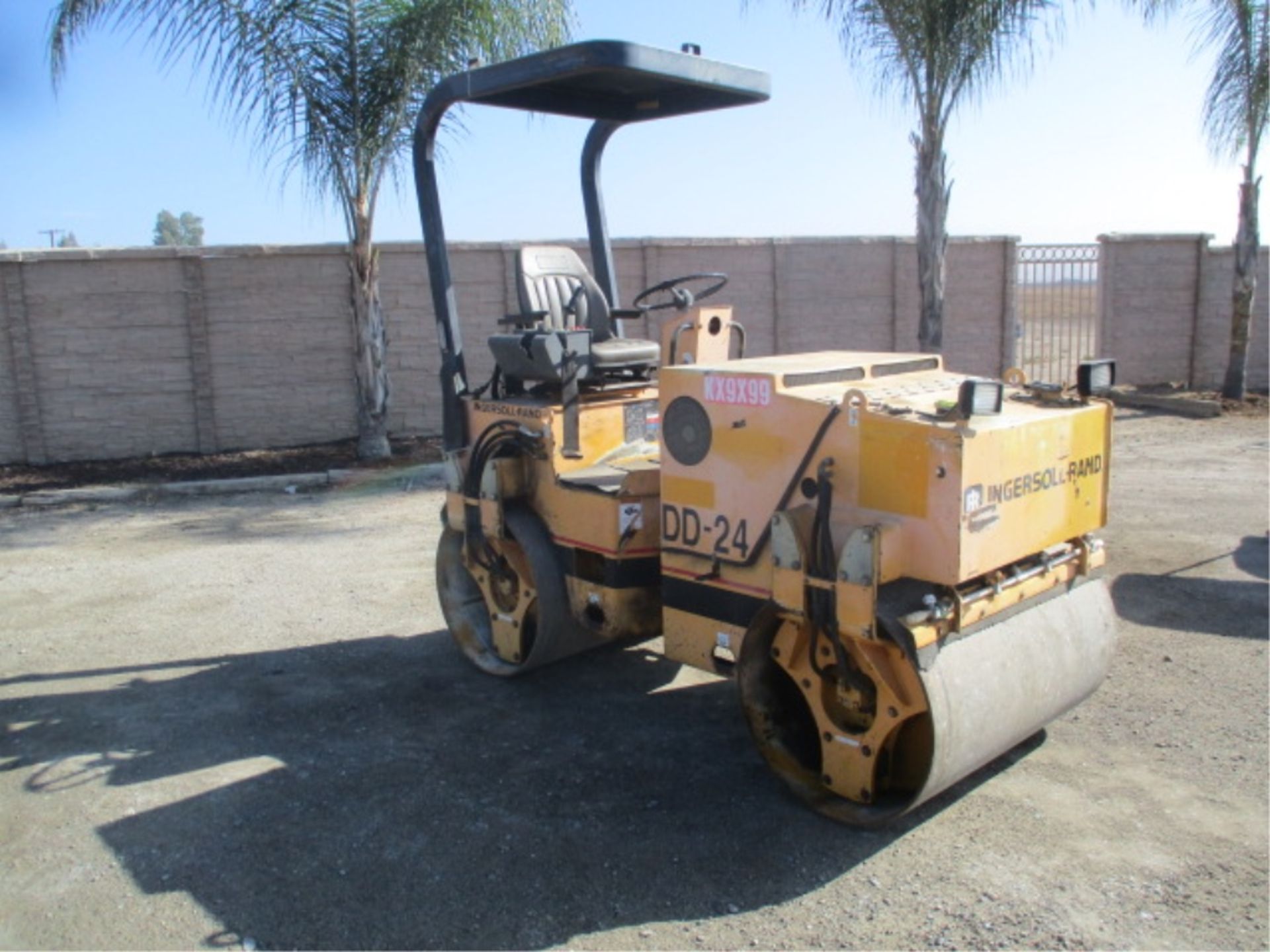 Ingersoll-Rand DD-24 Vibratory Roller, Hatz Diesel, 48" Drums, Water System, Canopy, S/N: 146681, - Image 8 of 45