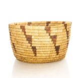 NATIVE AMERICAN TRIBAL WOVEN ARROWHEADS BASKET BOWL