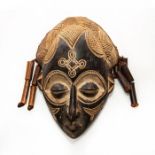 CONGOLESE TRIBAL RITUAL WOODEN WALL MASK