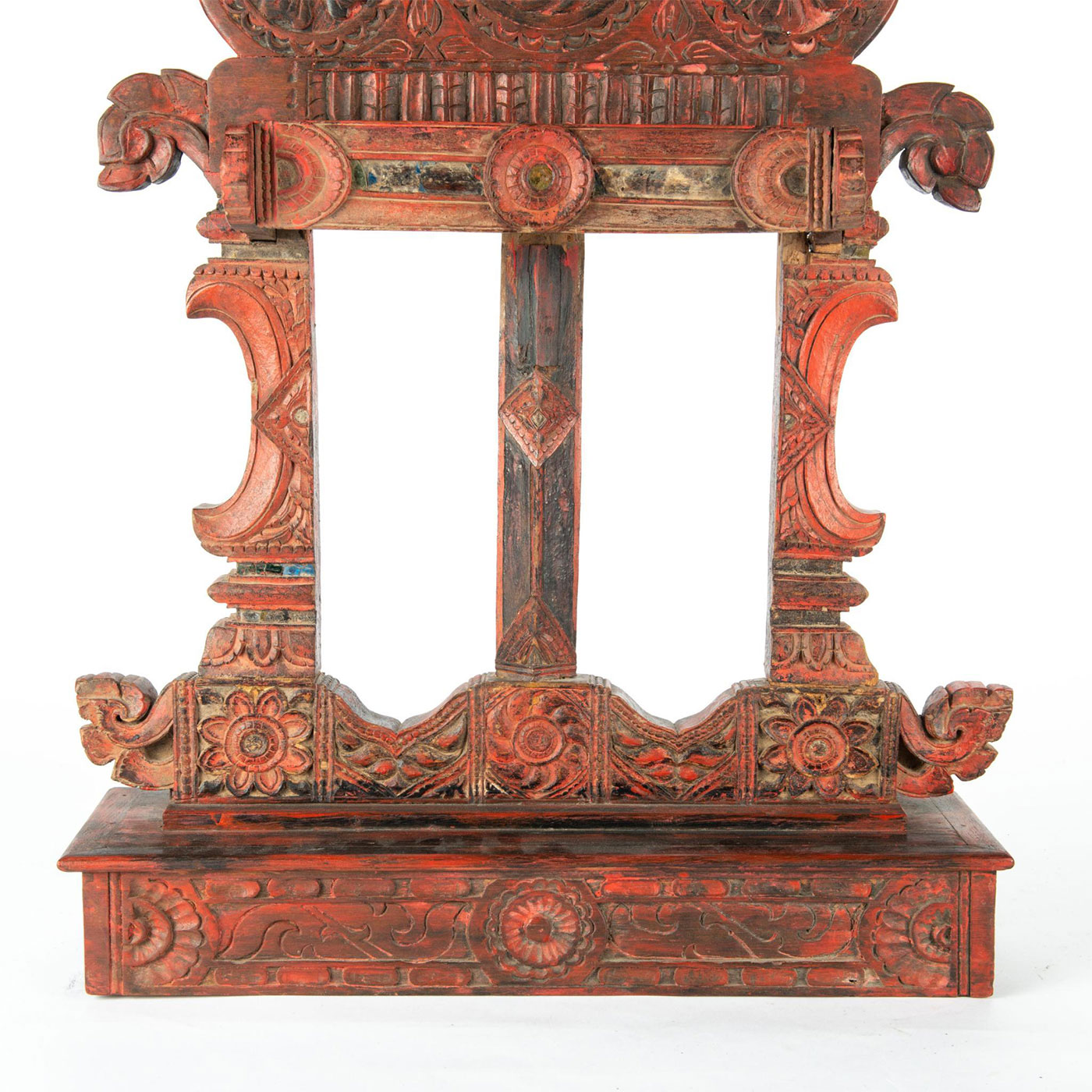 18TH CENTURY THAI WOODEN ARCHITECTURAL DECOR - Image 3 of 7