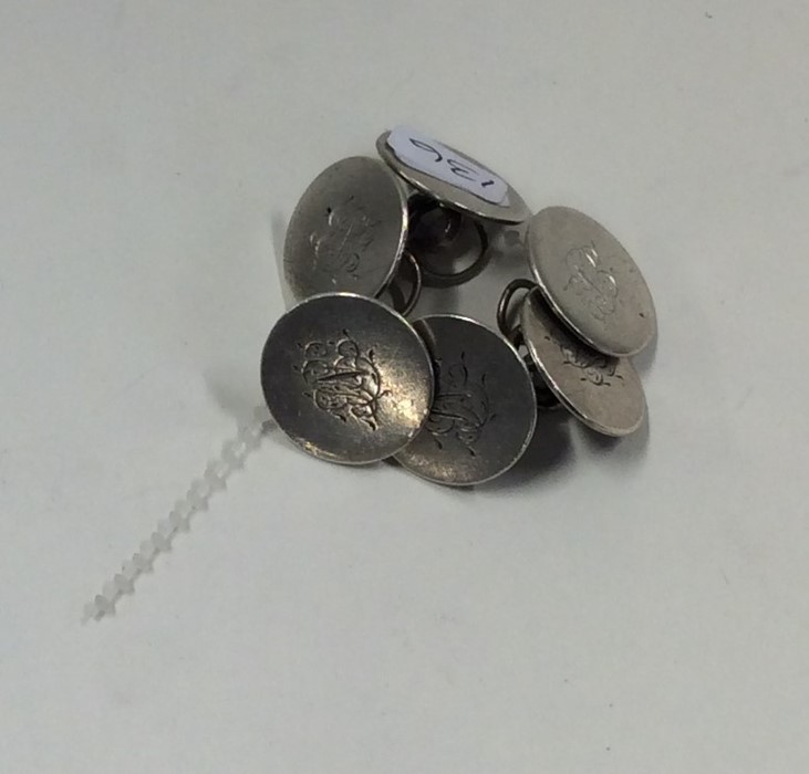 A good set of six Georgian silver circular buttons - Image 3 of 6
