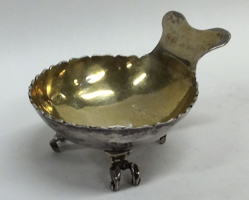 An 18th Century German bowl on three claw legs. Da