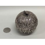 A silver filigree bezoar stone holder. Approx. 94