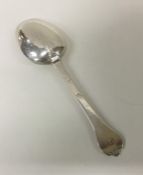 An Antique rat tail / dog nose silver trefid spoon. Londo