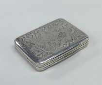 A large silver vinaigrette attractively decorated