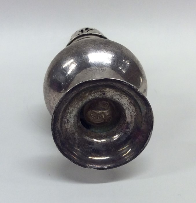 A Georgian silver baluster shaped sugar caster. Lo - Image 2 of 2