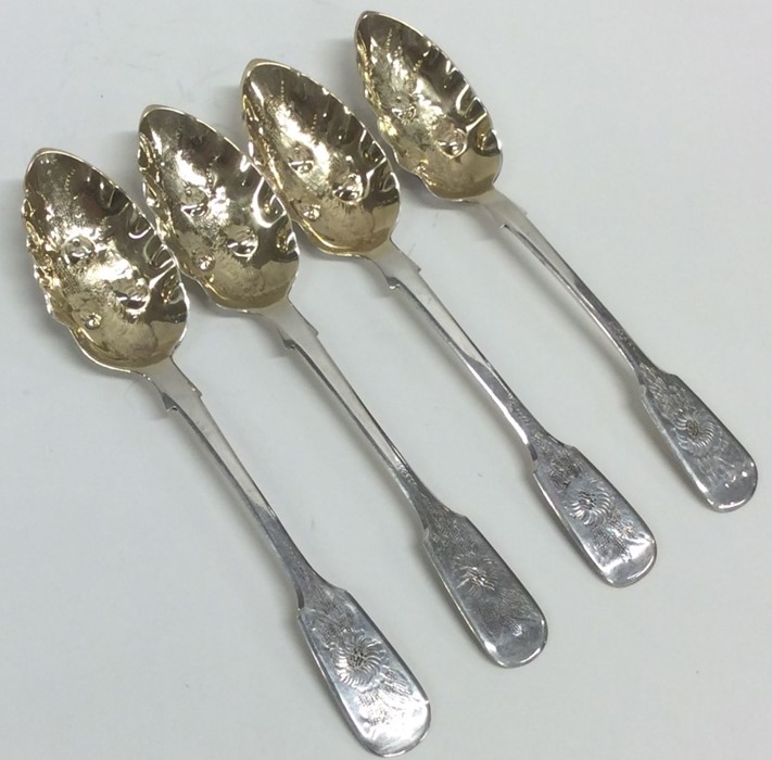 A set of four fiddle pattern berry spoons engraved - Image 2 of 2