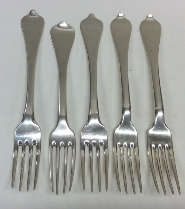 Five Dutch silver dog nose forks. Approx. 272 grams. Est