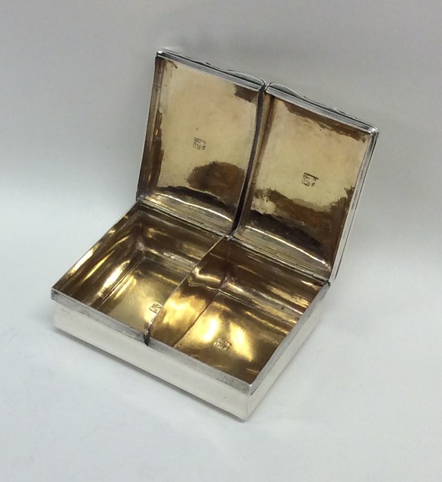 A rare double sided hinged top silver snuff box wi - Image 2 of 2