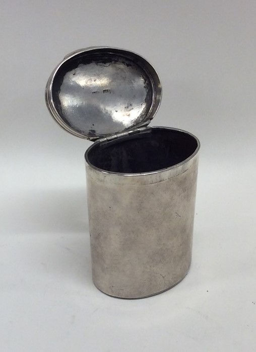 An unusual silver hinged top box with reeded decor - Image 2 of 2