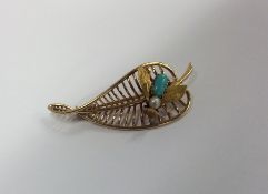 A novelty French 18 carat brooch in the form of a