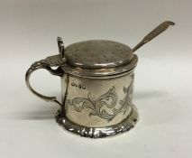 An attractive Victorian silver drum mustard with p