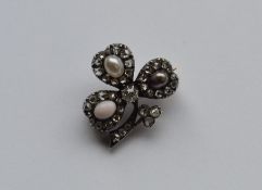 An attractive Victorian clover leaf brooch inset w