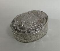 An 18th Century Dutch silver pill box attractively