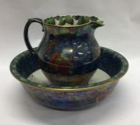 An attractive Maling jug and basin set. Est. £20 -