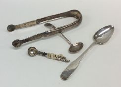 A pair of Continental silver salt spoons together