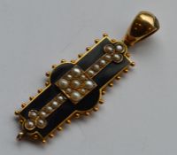 A Victorian mourning pendant attractively decorate