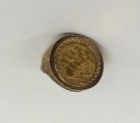 A 1908 sovereign mounted as a ring. Approx. 11.2 g