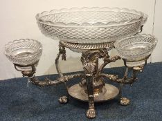 A good quality silver plated centrepiece with glas