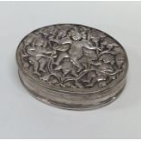 A good quality Antique silver oval box attractivel