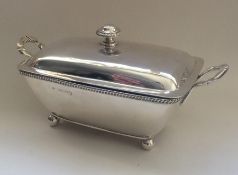 A good quality Georgian silver tureen with reeded
