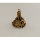 A good quality Antique gold seal inset with creste