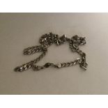 A heavy silver flat link necklace. Approx. 33 gram