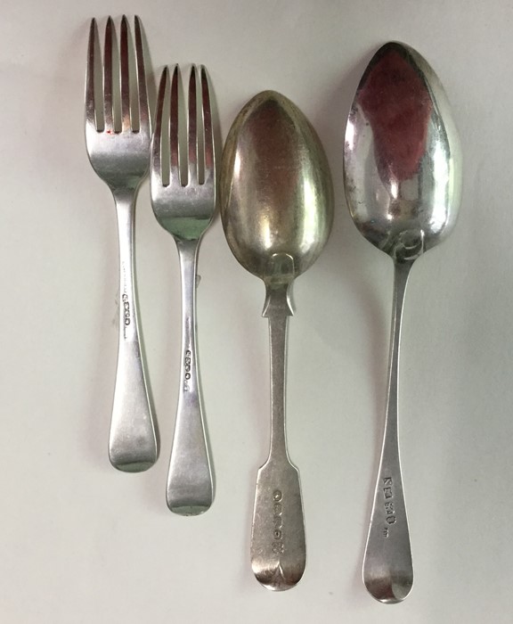 A pair of Irish OE pattern dessert forks together