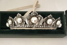 BRIDAL JEWELLERY: A good silver mounted tiara deco