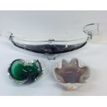 Three pieces of Venetian glass. Est. £20 - £30.