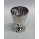 An Edwardian silver egg cup. Birmingham. By RWB. A