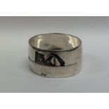 A heavy Iraqi silver napkin ring. Approx. 43 grams