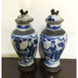 A pair of blue and white Chinese crackleware vases
