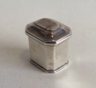 An early 18th Century silver hinged top box with c