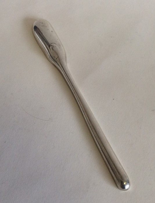 An 18th Century silver double ended marrow scoop. - Image 2 of 2