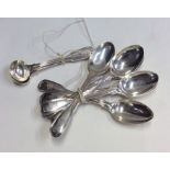 A set of six fiddle and thread silver teaspoons to