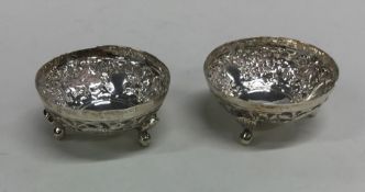 A pair of Indian silver salts. Approx. 43 grams. E