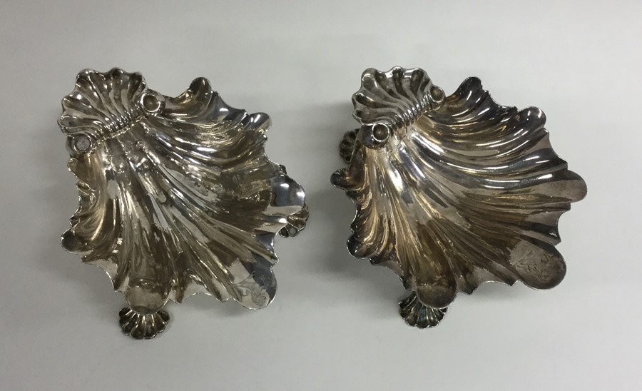 A rare pair of 18th Century shell shaped salts wit - Image 2 of 3