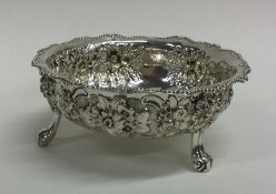 An attractive Victorian sweet dish profusely decor