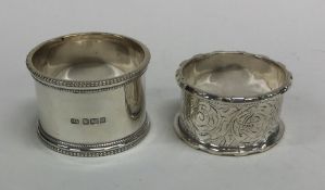 Two heavy silver plain napkin rings. Approx. 71 gr