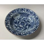 A Chinese circular Nanking blue and white dish dec