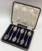 A set of five silver rat tail pattern teaspoons to