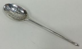 An 18th Century Georgian silver mote spoon, the bo