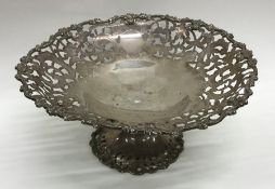 An attractive Edwardian silver comport with engrav