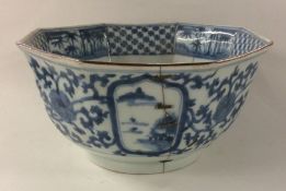 A Chinese blue and white octagonal shaped bowl dec